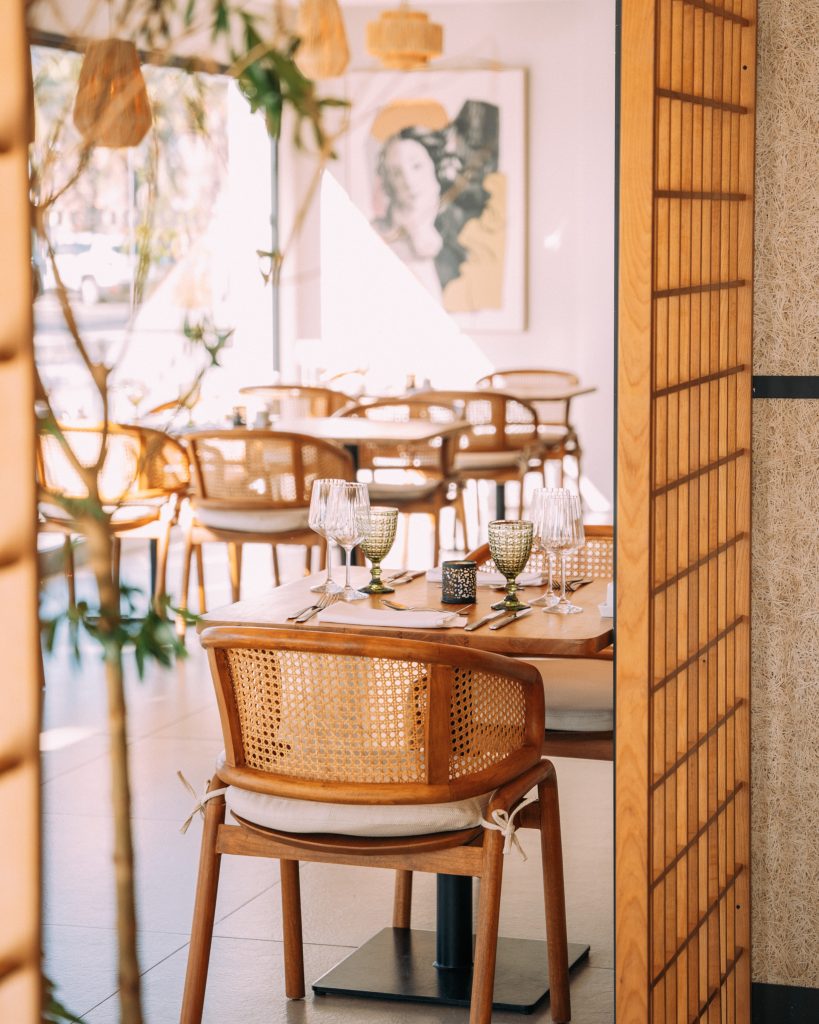 Restaurante Sesto Senso Lanzarote - Espacio interior, mesas