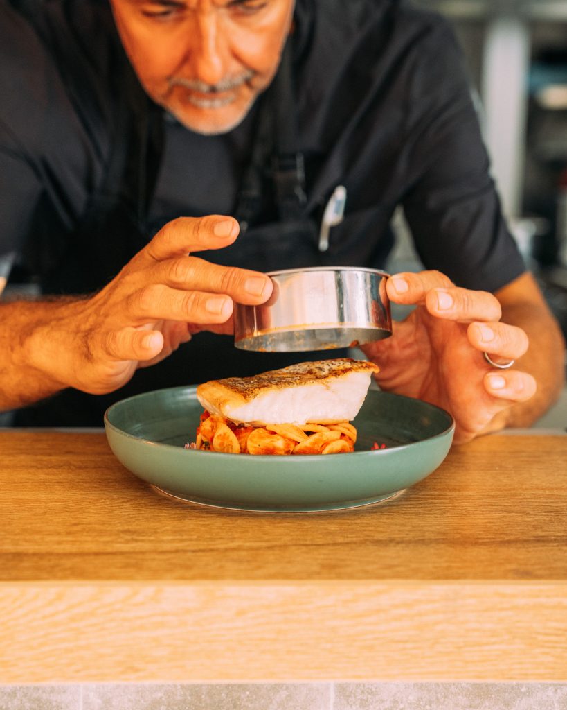 Restaurante Sesto Senso Lanzarote - Preparación plato cocina